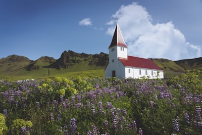What to Wear in Iceland in Summer